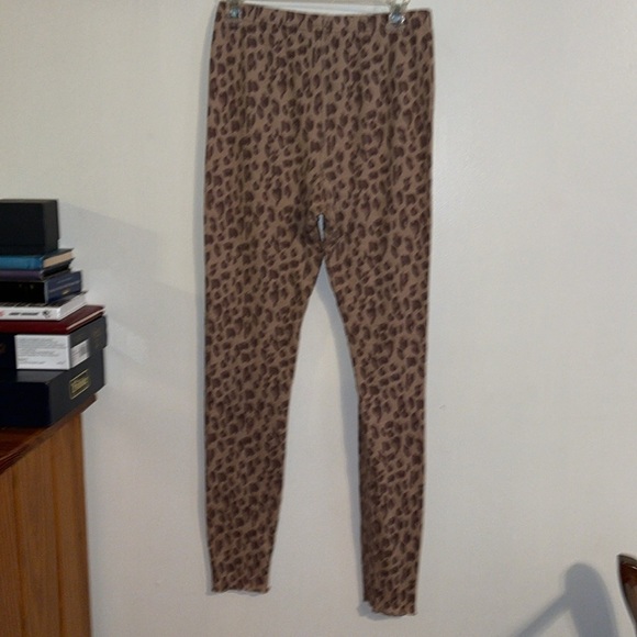 🌹ANTHROPOLOGIE LEOPARD WAFFLE LEGGINGS - Picture 7 of 8